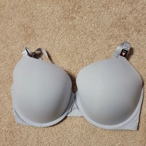 Victoria Secret's Light gray bra 36DDD